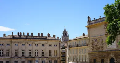 Arnaque au faux artisan : un septuagénaire escroqué de 800 euros, chez lui, à Villeneuve-lès-Avignon