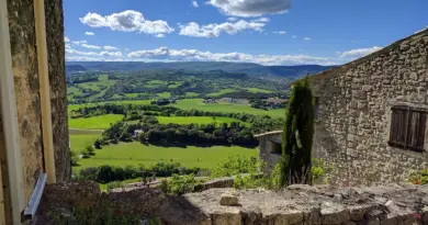 Avignon. Le chemin de Halage devient l’allée Marie-Josée Roig