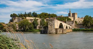 Othoniel & Avignon : une rencontre cosmique