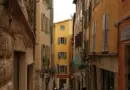« Raymond Devos est un artisan des mots » : le comédien Raphaël Bianciotto sur scène à la Comédie d’Aix
