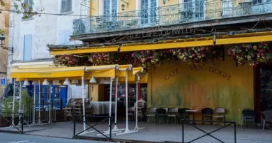 La mairie d’Avignon, le Grand Avignon et le Département demandent à l’ARS de maintenir une activité de médecine sur le site d’Urbain V