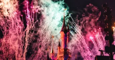 Elle distribuait des tracts pour son spectacle : une ex-Miss France victime d’agression sexuelle en plein Festival d’Avignon