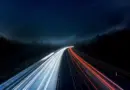 Le Tour Auto 2025 fait étape à Villeneuve-lès-Avignon : un événement entre tradition, patrimoine et innovation écologique