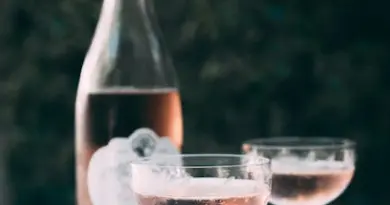 Saint-Saturnin-lès-Avignon. Soirée Octobre rose avec les commerçants et artisans, à la salle des fêtes ce samedi