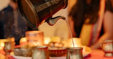 Festival d’Avignon : une veillée lumineuse pour célébrer la langue arabe